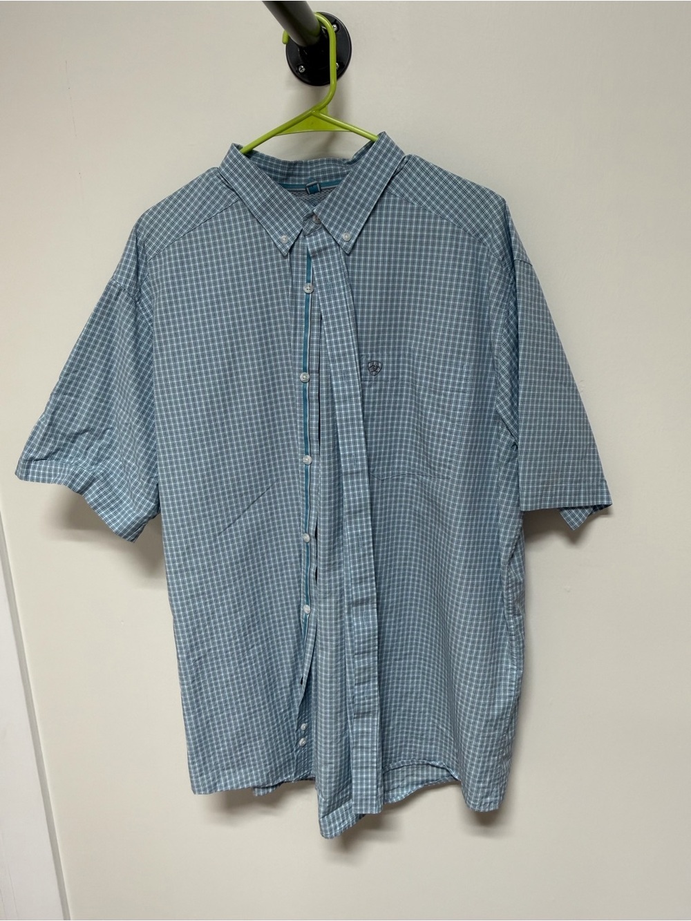 Men's Ariat button-Down Shirt - Picture 2 of 4